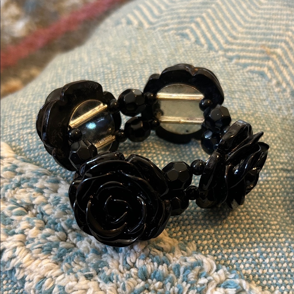 Elegant Black Rose Bracelet